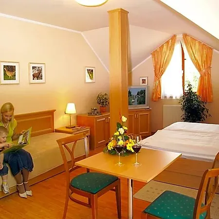 Vadaszkuert Panzio 4*