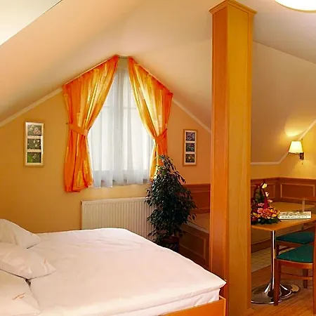 Vadaszkuert Panzio Bed & Breakfast